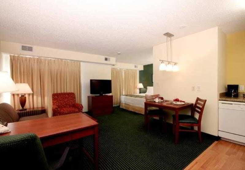 Residence Inn Houston North Luaran gambar